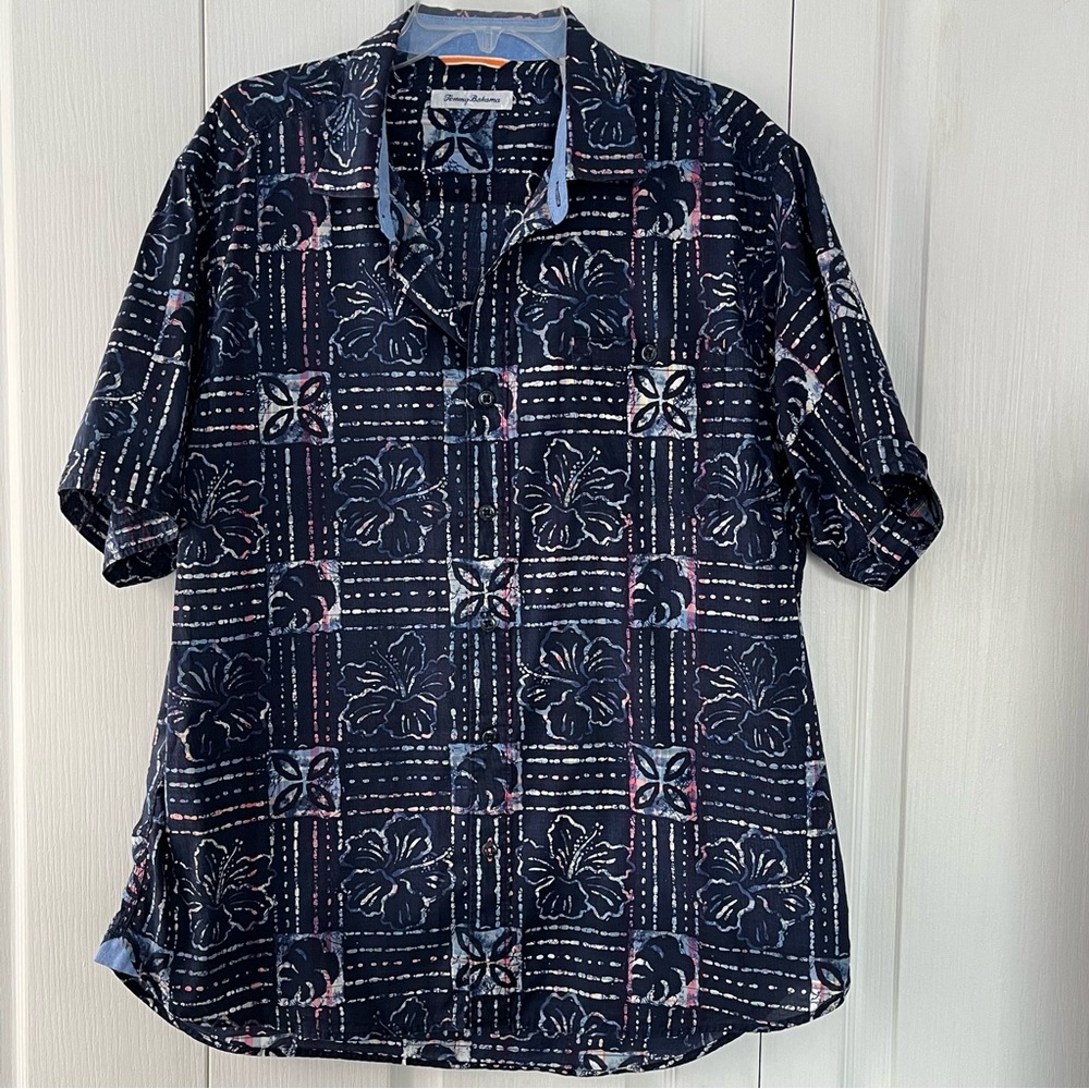 Tommy Bahama Hawaiian Floral Shirt Mens Large Navy Blue Short Sleeve Button-Up